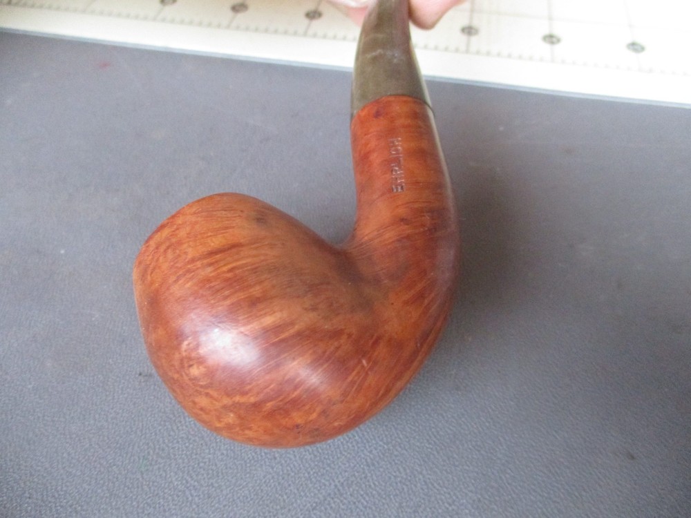 P3: Vtg EHRLICH Pipe