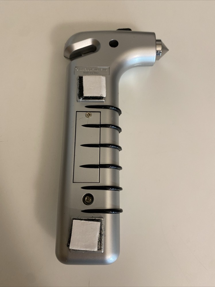 Auto Emergency Multi Function Tool Auto Escape Hammer Unused zad