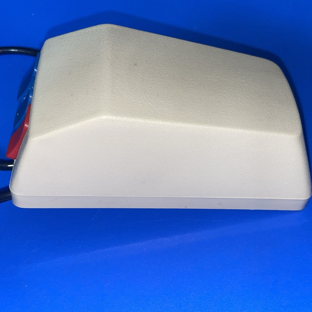 Vintage Rare Three Button Mouse **UNTESTED**