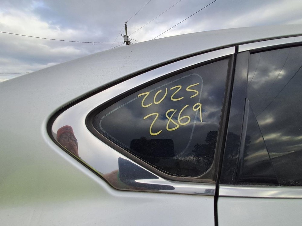 M56 2012 Seat Rear 2655377