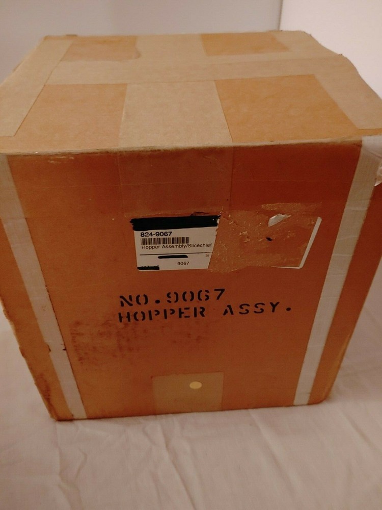 Slicechief 9067 HOPPER & BUSHING ASSEMBLY