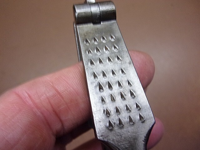 Vintage Steel Nutcracker Holiday Kitchen Tool Multi-Size Nut Cracker Tool LQQK!