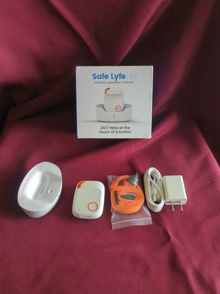 Safe Lyfe Lite personal emergency pendant EV04-US White
