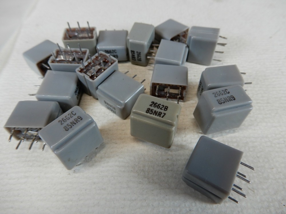 Unknown PCB Mount Transformers 2662B 2662C 85NR9 Qty 18 Total