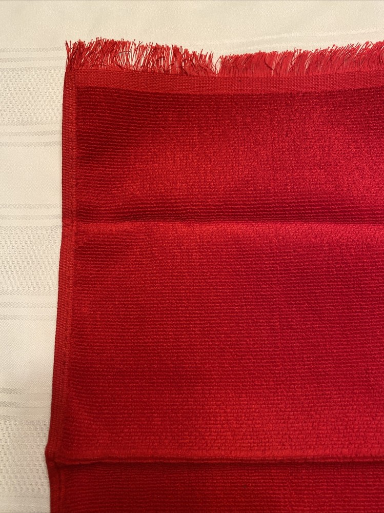 Cross Stitch Fingertip Towel Red