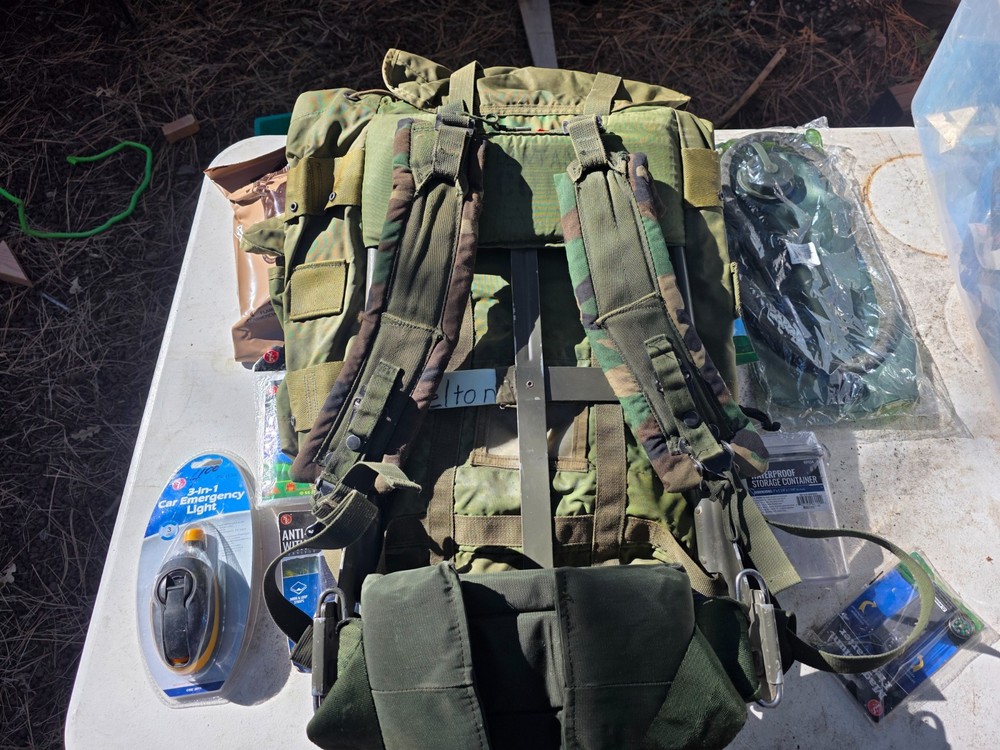 US Military Surplus LC1 Medium Alice Pack W/Frame & Emergency Supplies