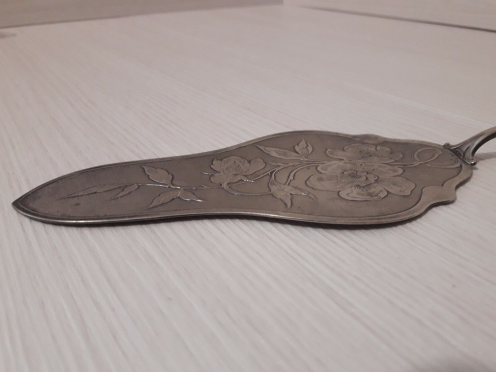 Vintage Antique Cake Spatula. Stigma.