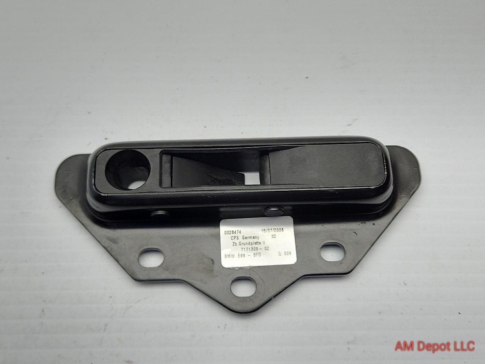 2009 BMW 135i 128i E88 Convertible Left Windshield Soft Top Lock Base Plate