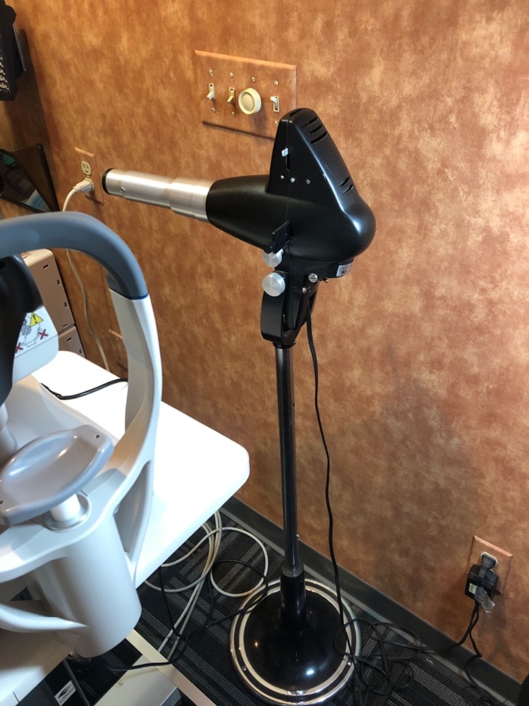 Reichert Chart Projector with stand