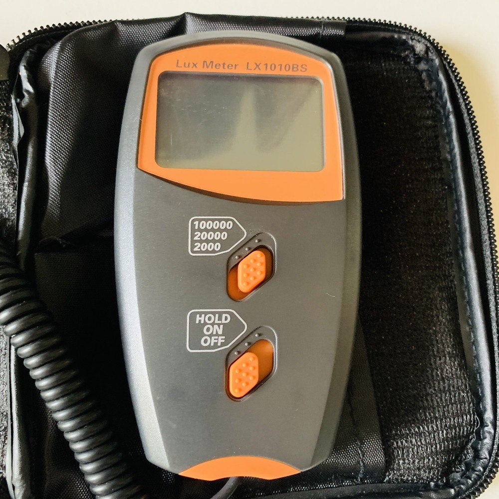 NEW LCD Display DIGITAL LUX METER LX1010BS