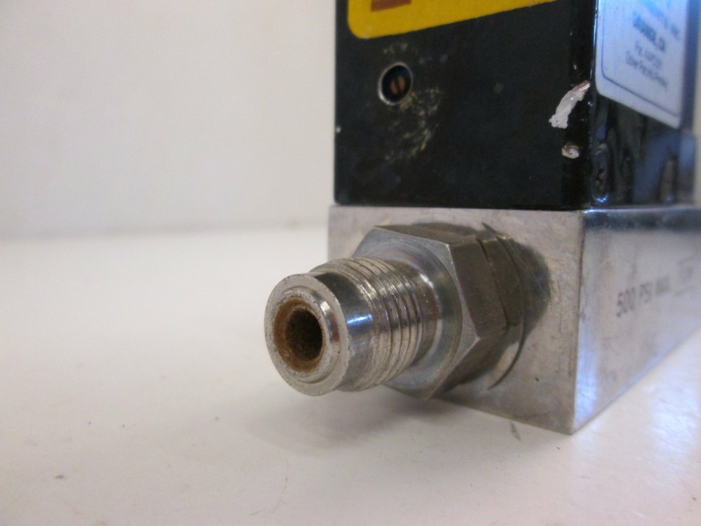 Unit UFC-1020 Mass Flow Controller MFC, CHCL3, 20 SCCM