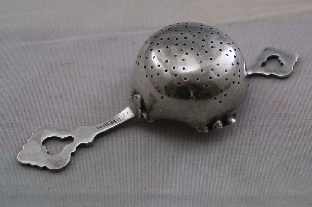 Wilhelm T. Binder WTB 800 Silver TEA STRAINER - Germany