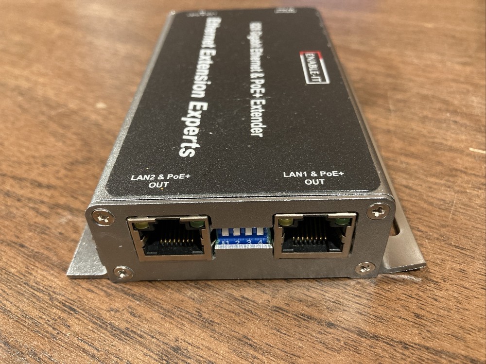 Enable-it 828 Gigabit Ethernet & Poe+ Extender