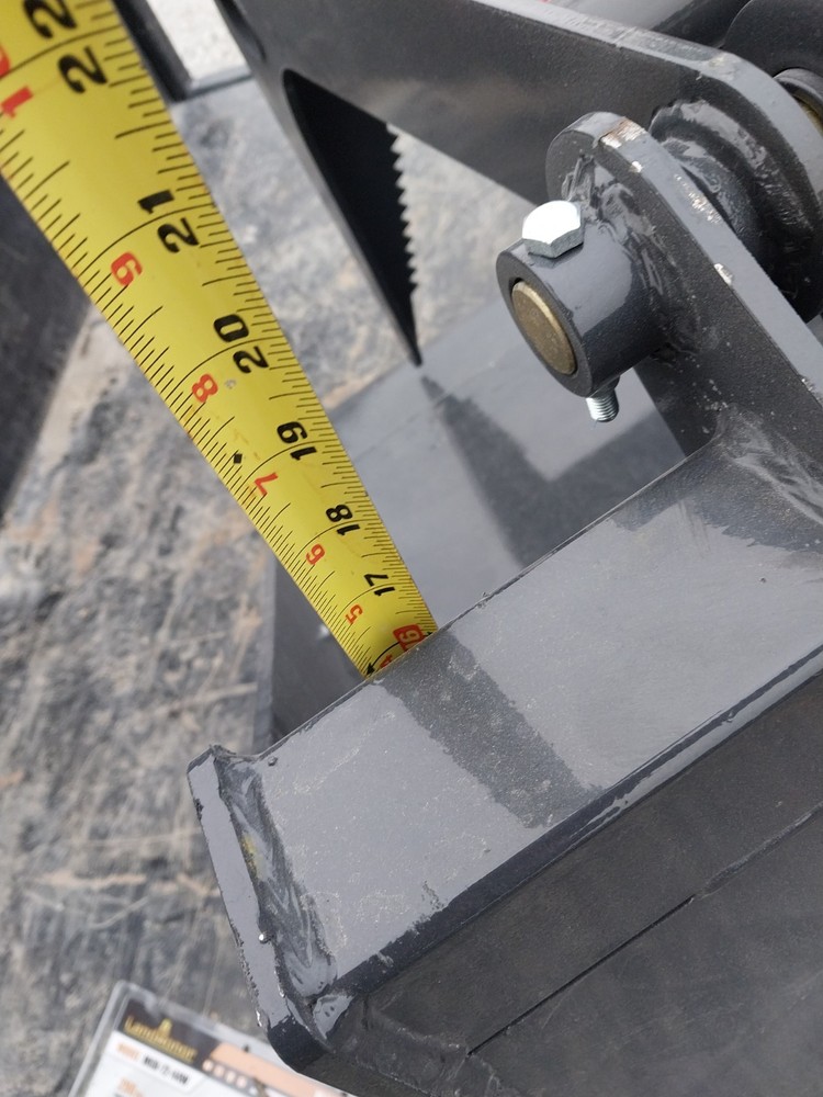 Mini Skid Steer Grapple Bucket Attachment