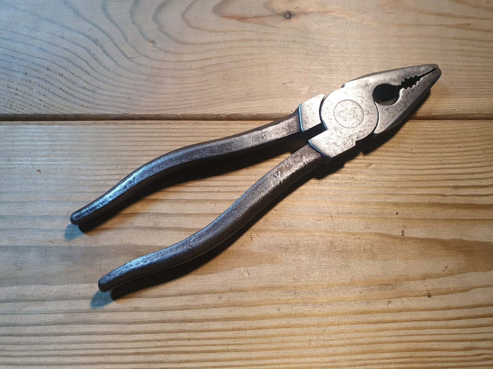 Vintage Draper Pliers Old Hand Tools Engineering Mechanics Tool Mechanical