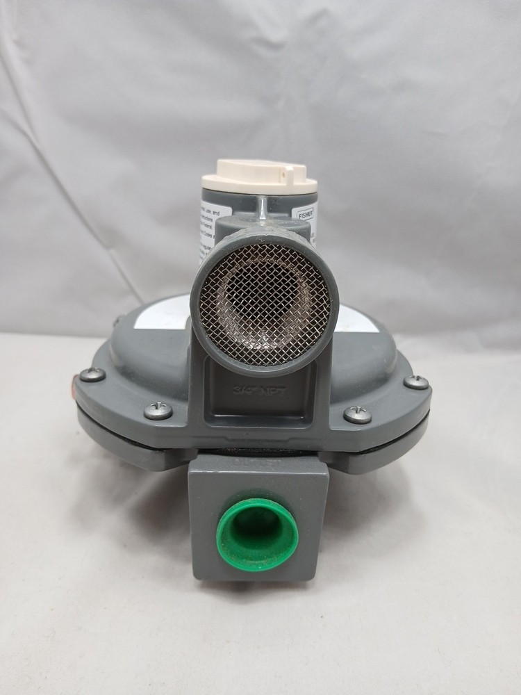 Fisher™ Type R632E Integral Two psig Service Regulator