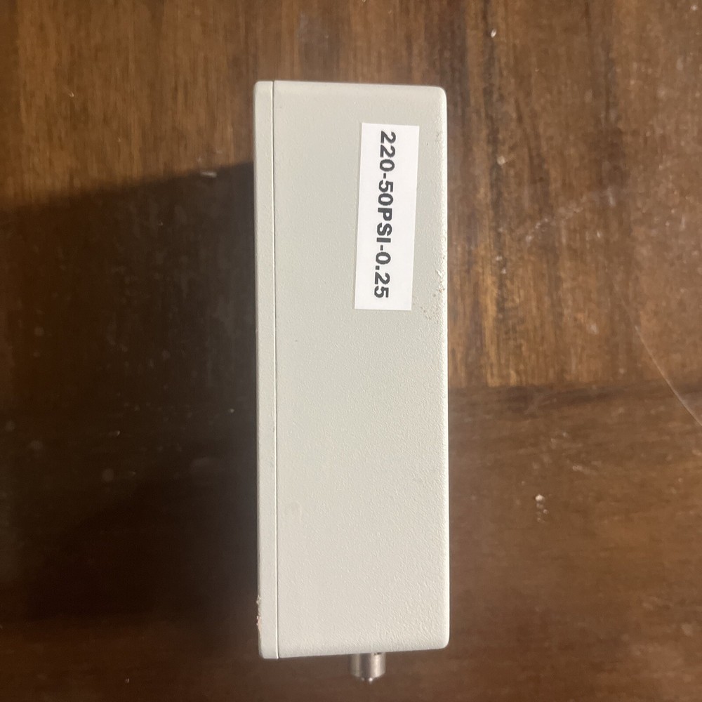 NETECH DIGIMANO PRESSURE / VACUUM METER 2000