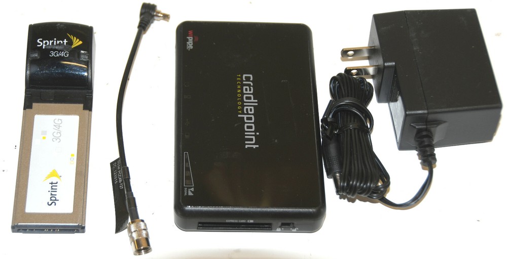 CradlePoint Routers Compact Broadband CBR450 Cradle Point