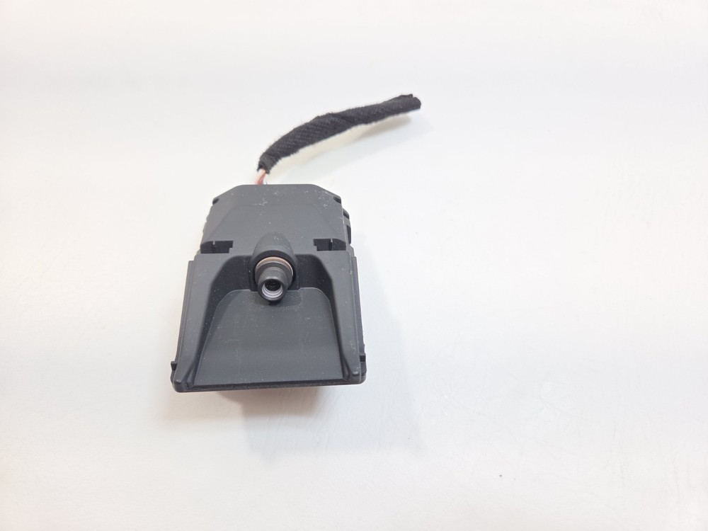 17-18 GMC Cadillac Buick Front Windshield Mounted Camera Collision Avoidance OEM