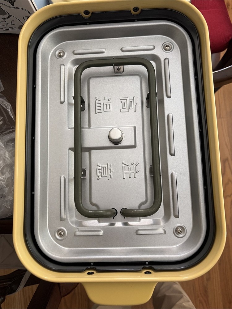 BRUNO Compact Hot Plate Gold BOE021