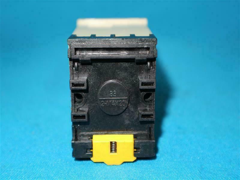 Gravity G3B-B G3BB Timer 24-240V AC/DC w/ Socket