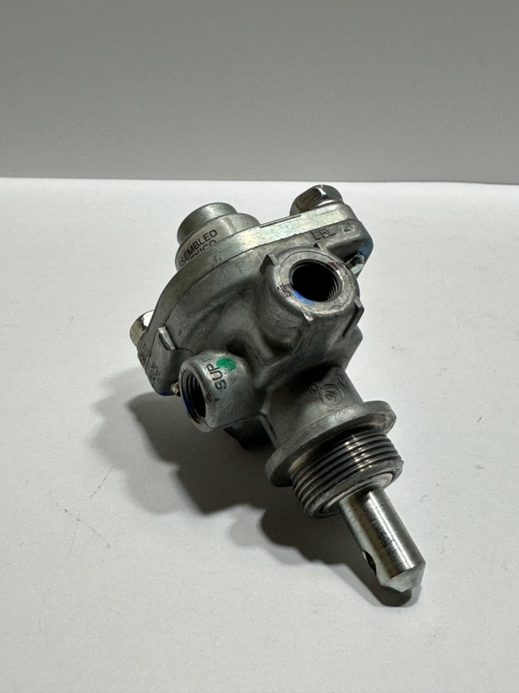 NEW BENDIX 276567N PP-1 CONTROL VALVE PUSH-PULL STYLE