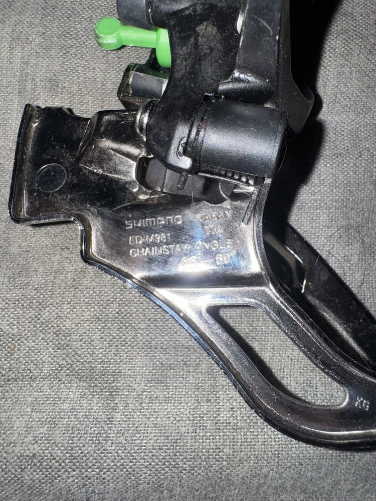 Shimano XTR M981D 3 Spd Bottom Pull Front Derailleur