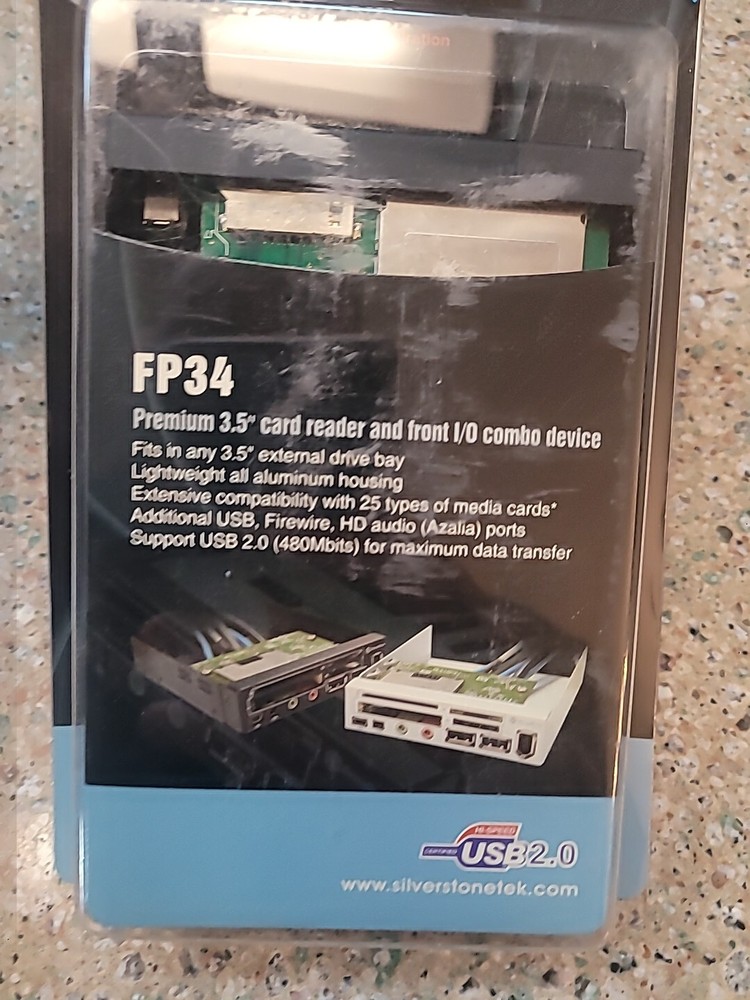 SilverStone SST-FP34B Premium 3.5" Card Reader and Front I/O Combo Device