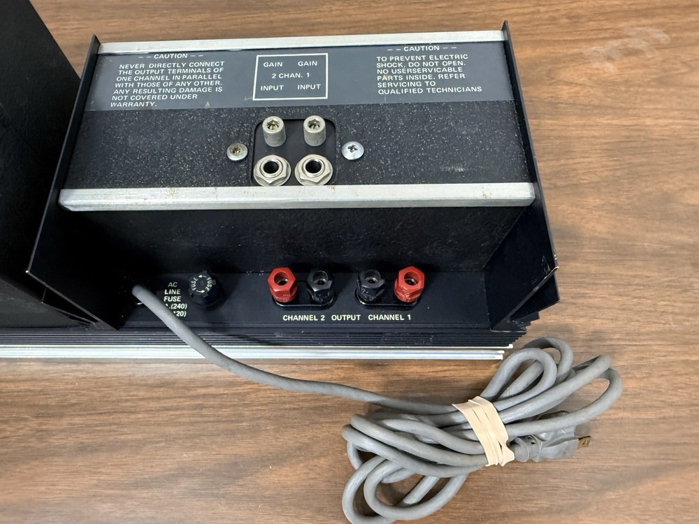 Crown D-150 Power Amplifier – Works Great - TESTED