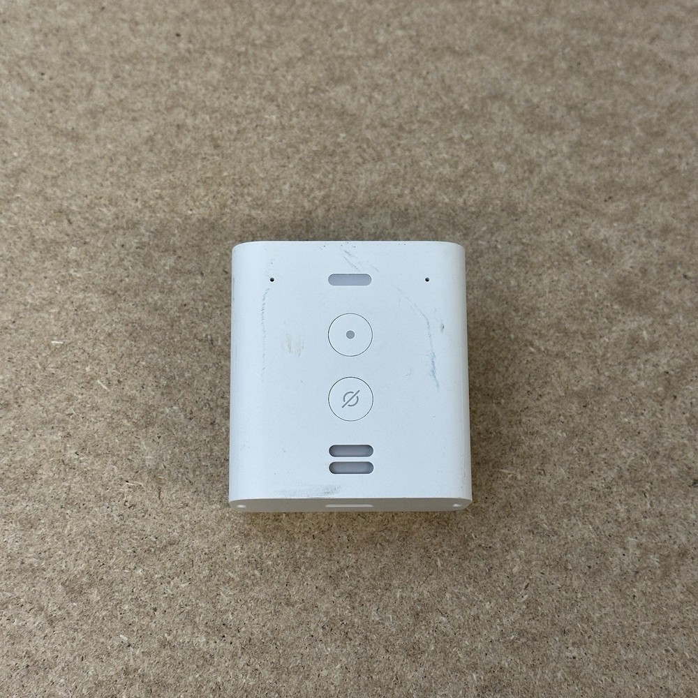 Amazon Echo Flex Plug-in Smart Speaker C77A68 White