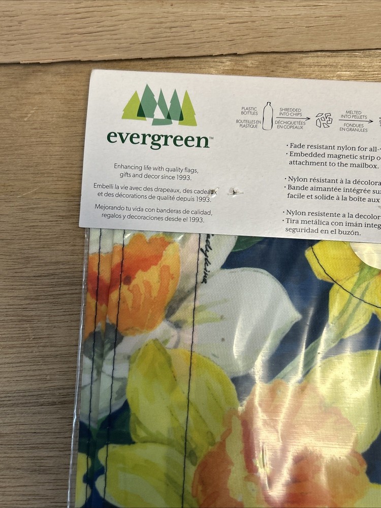Daffodils Curb-A-Peel Mailbox Cover By Evergreen