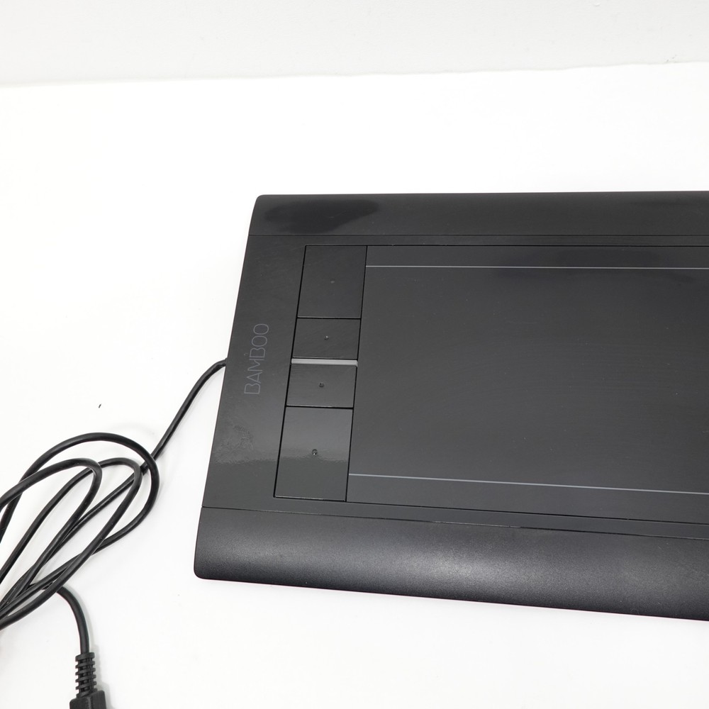 WACOM CTH-460 Bamboo Pen and Touch Graphics Tablet