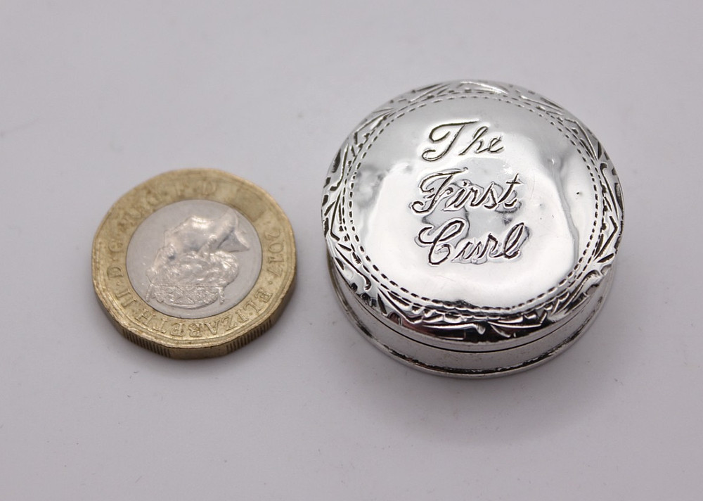 Sterling Silver First Curl box 3.3cm diameter, Sheffield 1995