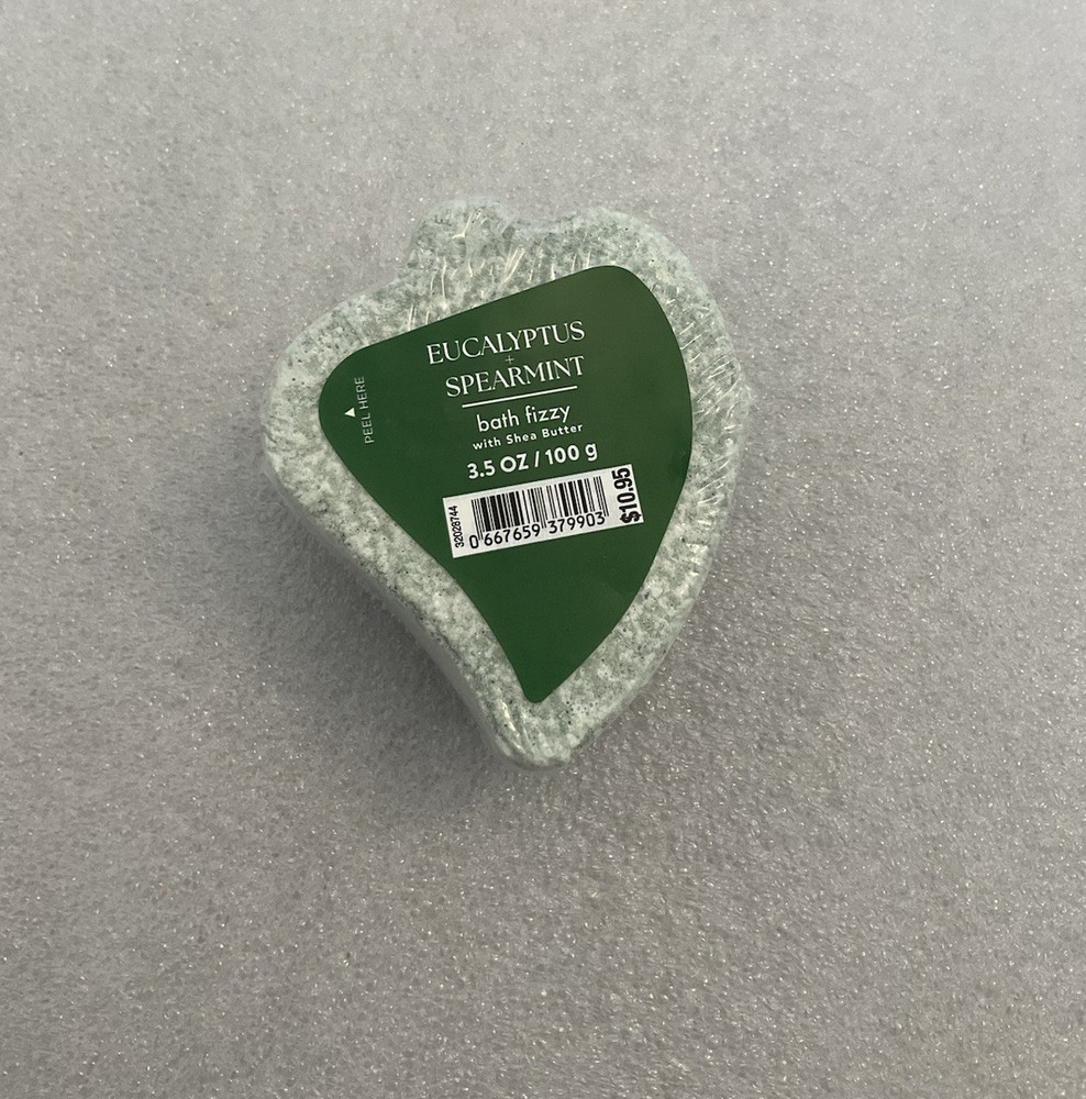 Bath and Body Works Aromatherapy Eucalyptus Spearmint Bath Bomb