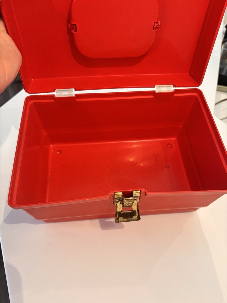 Vintage Wilson Wil-Hold Sewing Red Box Medium Size Plastic