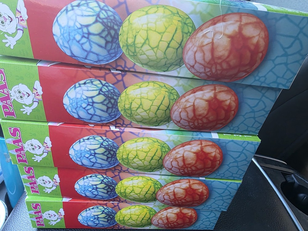 5PKPaas Dinosaur eggs egg decorating kit