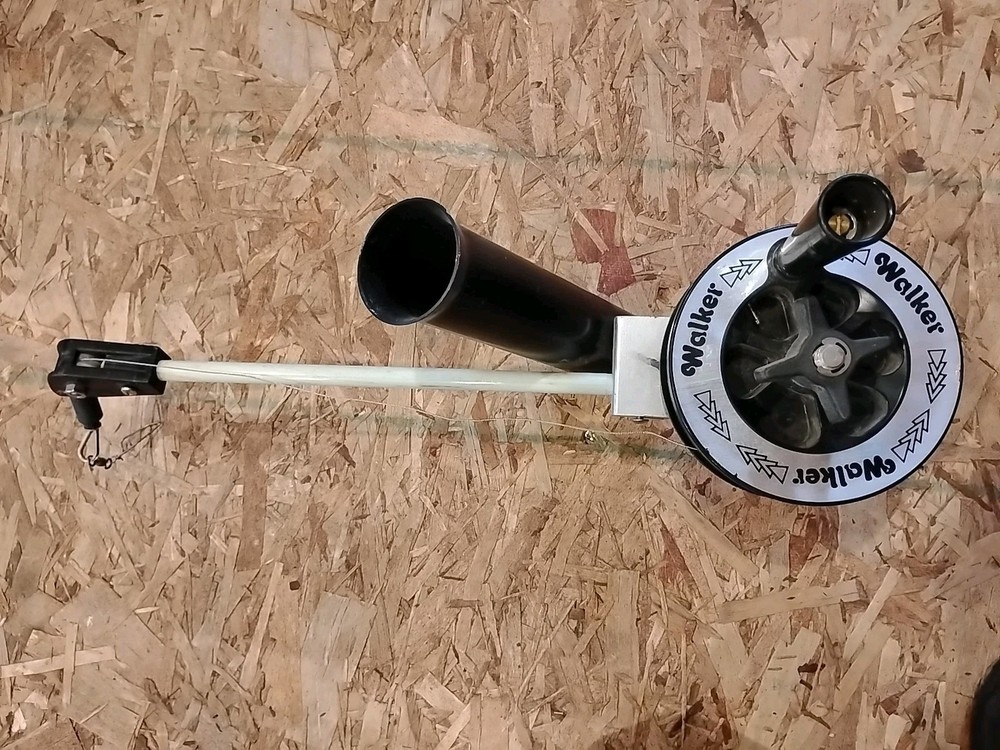 Walker Short Arm Manual Downrigger