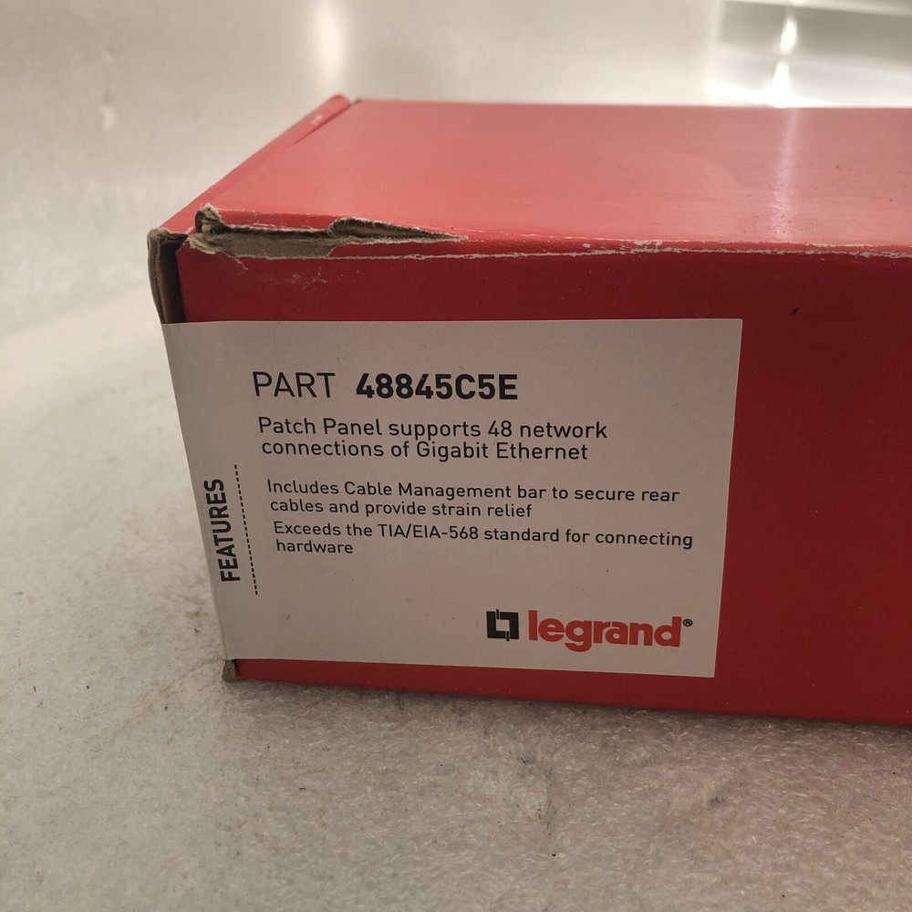 Olegrand 48845C5E 48-Port Communication Circuit Accessory Panel