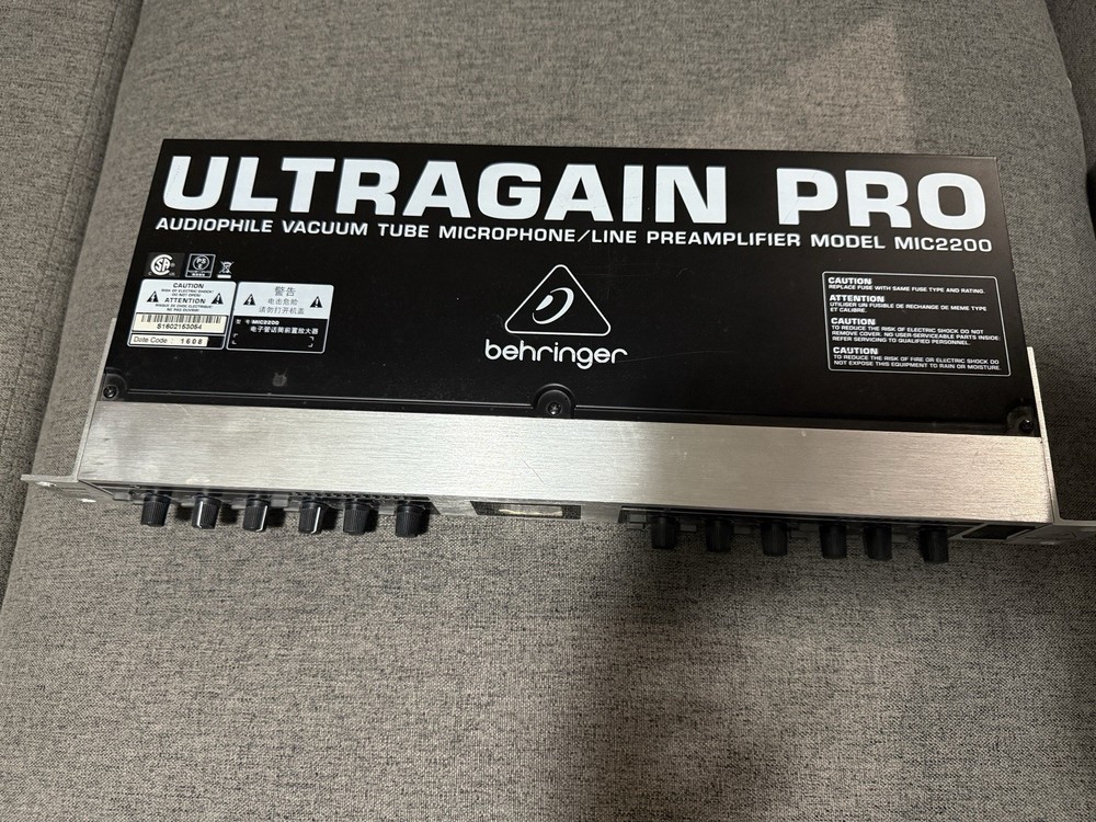 behringer ultragain pro mic2200
