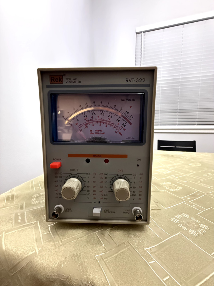 Professional  Multivoltmeter analog 2CH RVT-322