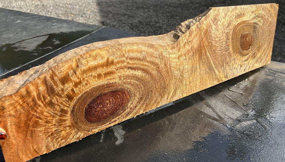 Hawaiian Curly Mango Board #14106