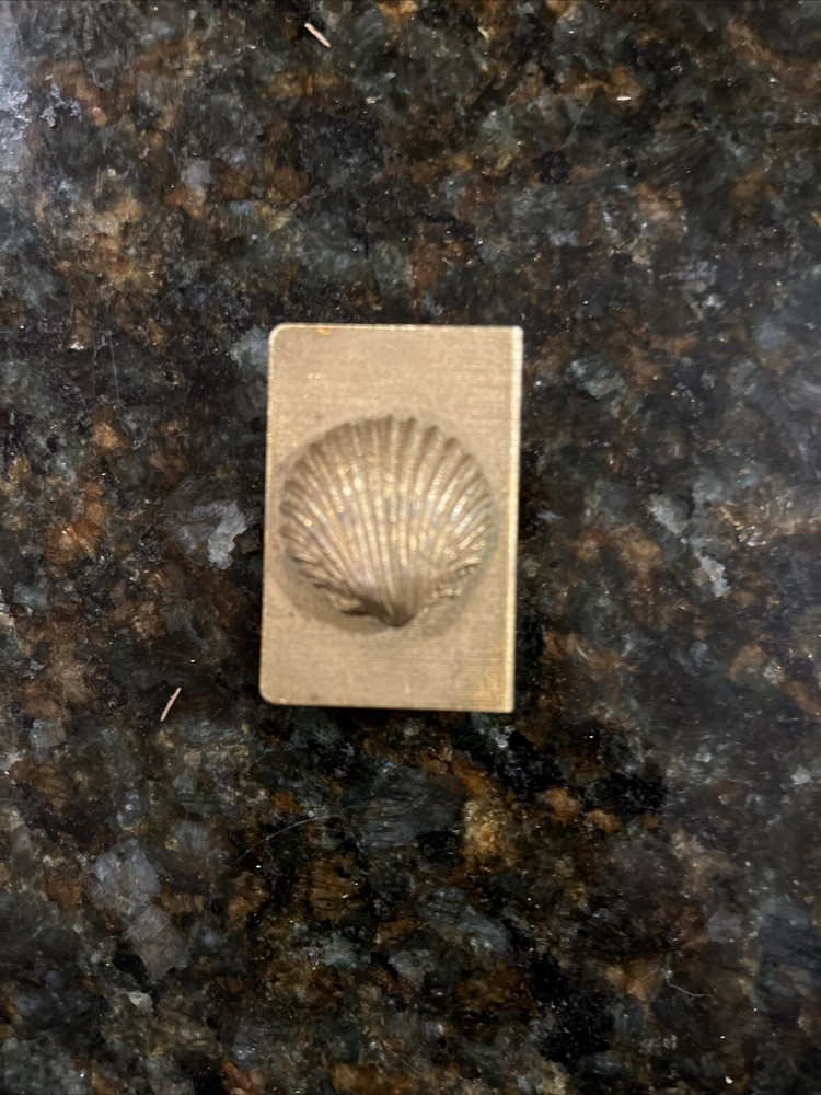 Vintage Seashell Metal Match Box Safe