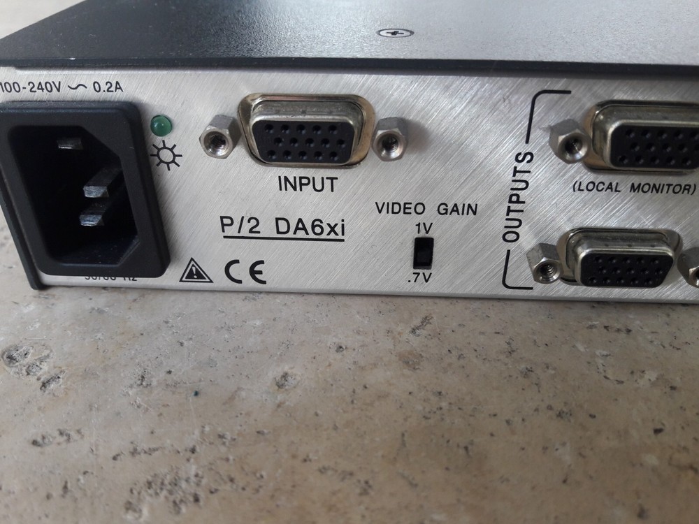 EXTRON VGA DISTRIBUTION AMPLIFIER P/2 DA6XI