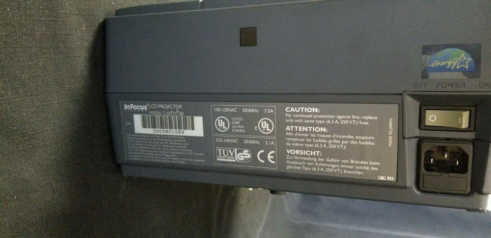 InFocus LCD Projector Lite Pro 580 with Case