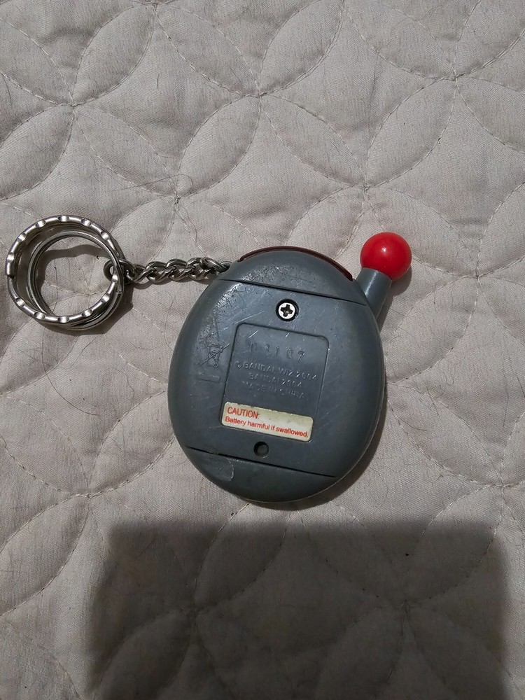 Tamogatchi Connection Gray Red Punk Bad 2004 Pre Owned