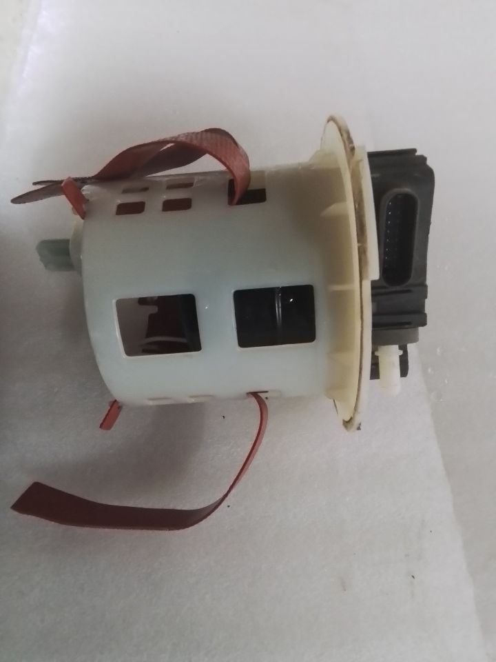 2013 2014 2015 2016 2017 2018 RAM 2500 3500 DEF PUMP EXHAUST FLUID PUMP