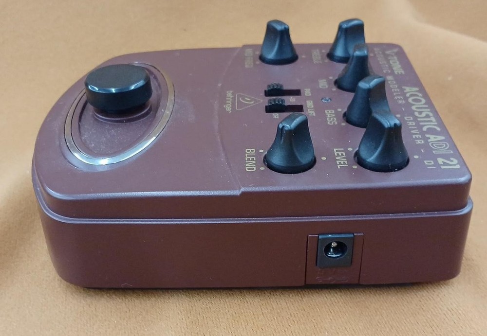 BEHRINGER ADI21 Prelifier