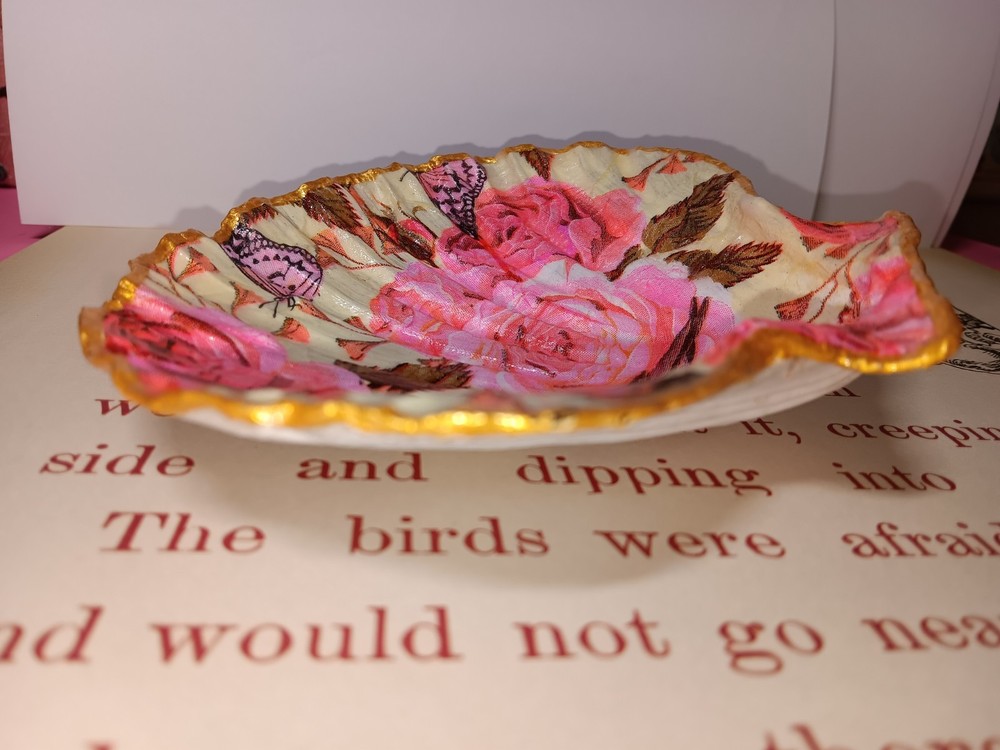 Handmade Shell Trinket Dish With Cardinal And Flowers