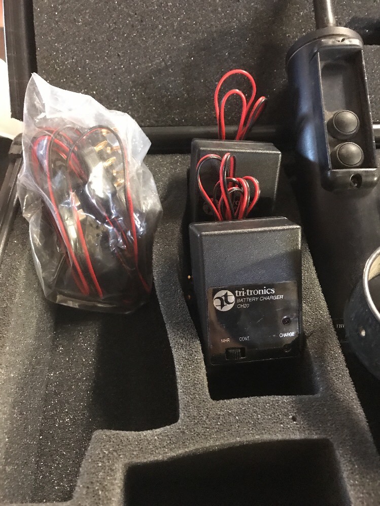 Tri-Tronics 100 Lite remote dor training system w/ bark trainer, case, charger++