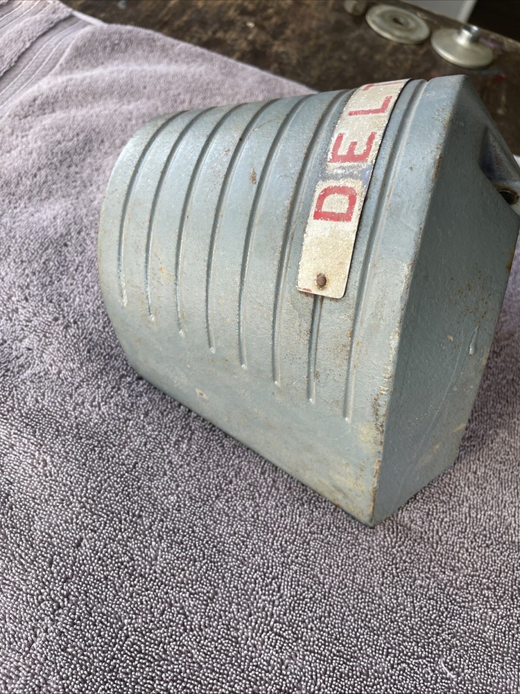Delta 11-280 Pulley Guard Used.